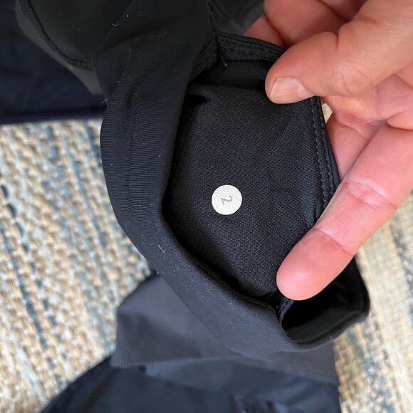 Women's Lululemon Cut The Crop Legging - Picture 6 of 6